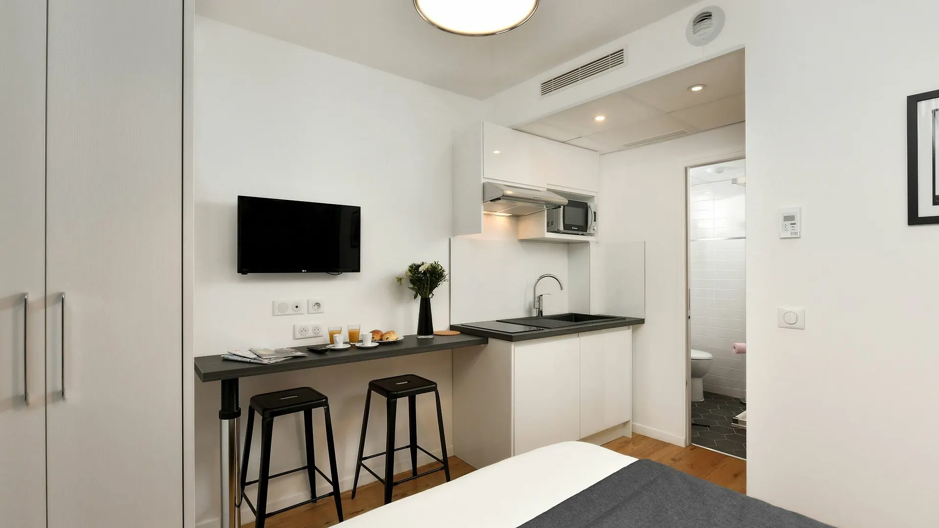 Montebello Aparthotel